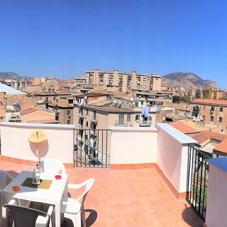Frank'S House - Appartamento Con Terrazzo In Centro Palermo Eksteriør bilde